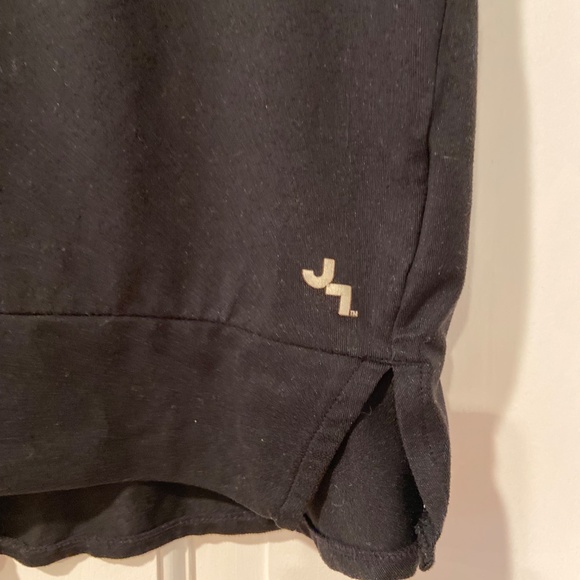 JoyLab Black V-Neck Active Tank Top – XS – Poly/Spandex/Nylon Blend - Picture 2 of 8